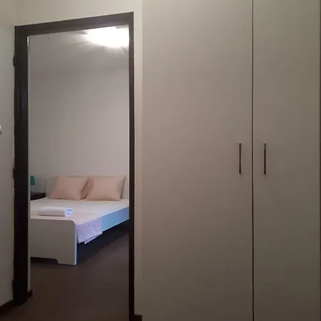 - Sukromie V Meste *